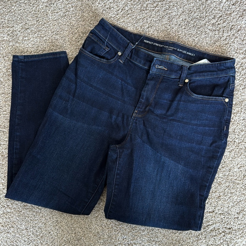Chico’s Perfect Stretch Girlfriends Slim Leg Ankle - size 1 (M/8)